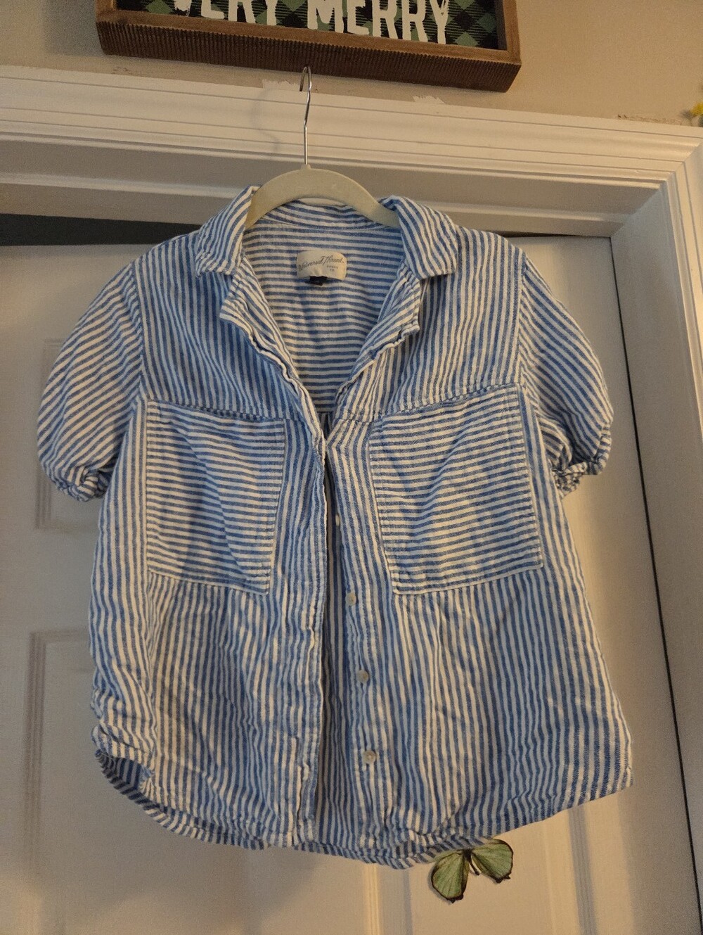 Universal thread xs blue & white striped button up shirt